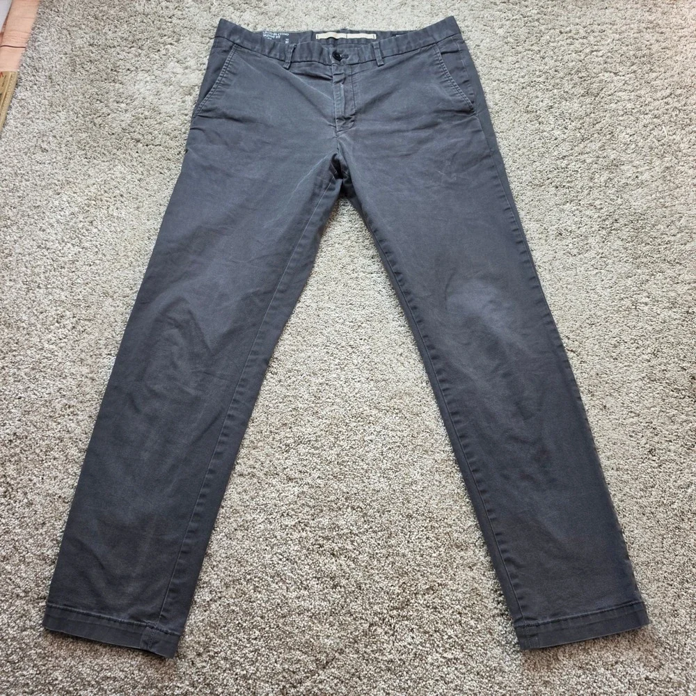 Banana Republic Lived-In Chino Pants Mens 33x32 Gray Skinny Fit Stretch Casual